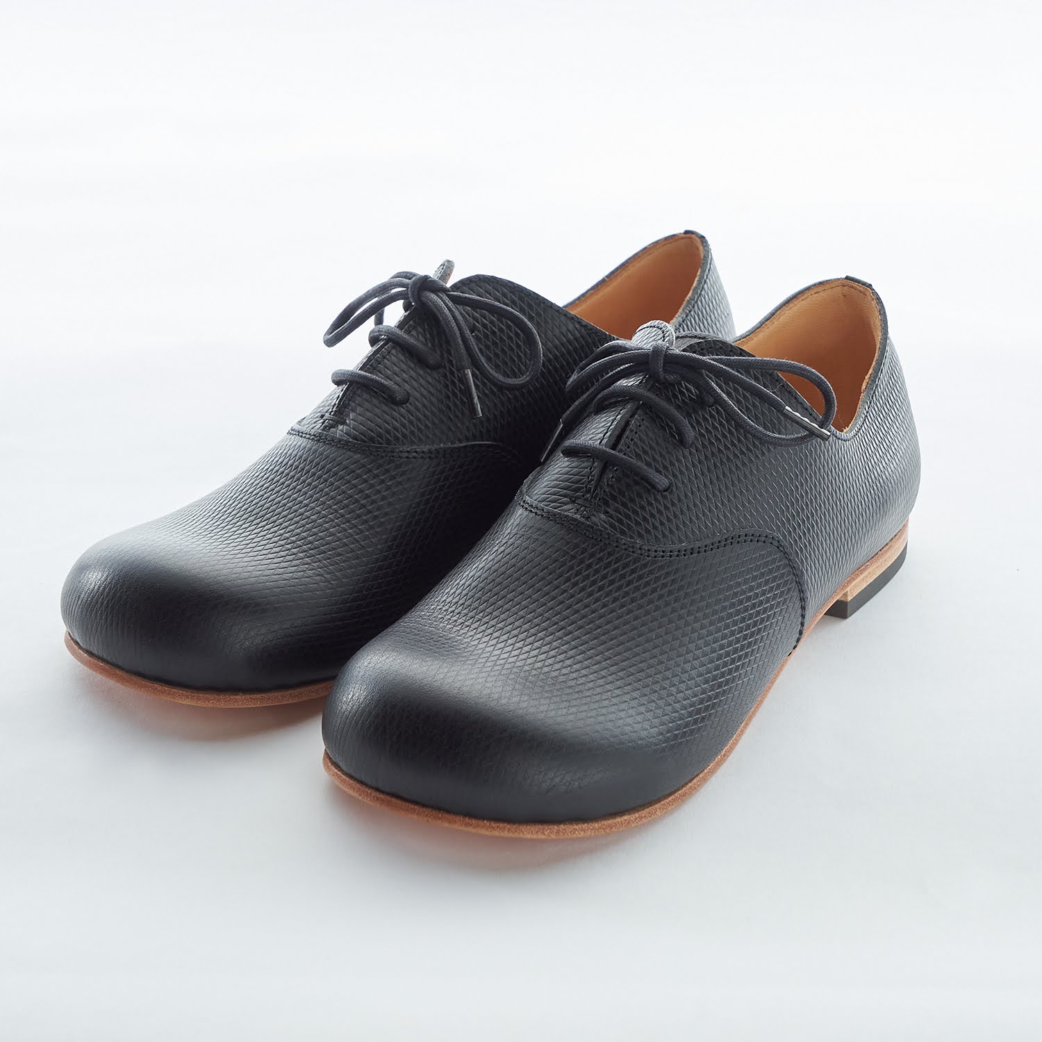 デコ プレーントゥ ブラック 商品写真