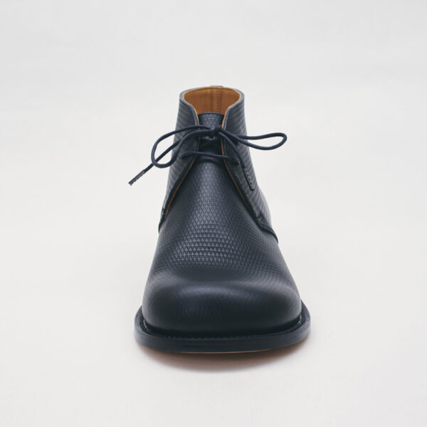 チャッカブーツデコ ハンドソーン製法タイプ ブラック 商品写真