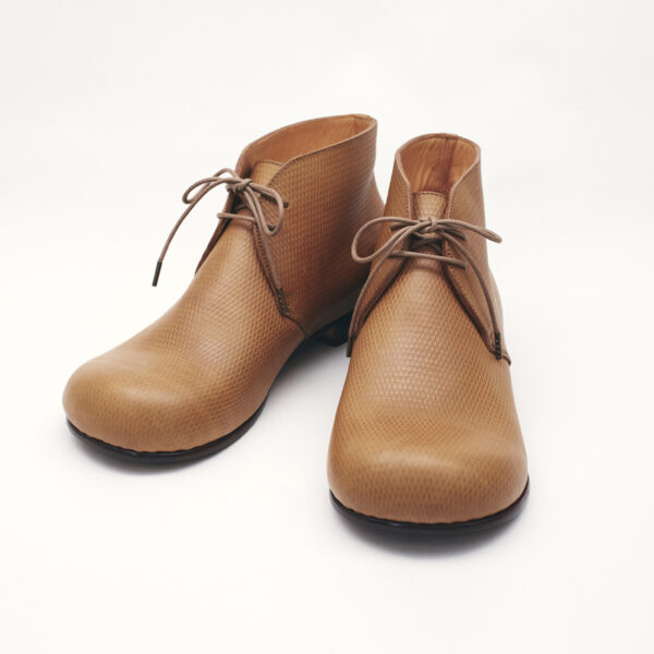 チャッカブーツデコ マッケイ製法タイプ ブラウン 商品写真