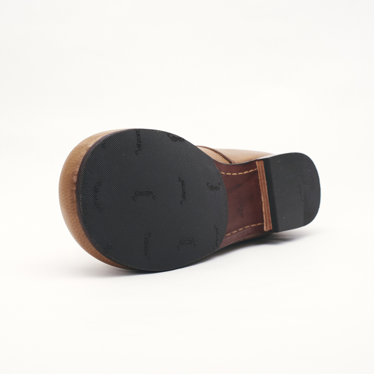 VIBRAM ハーフラバー オプション。滑り止めと耐久性の向上。